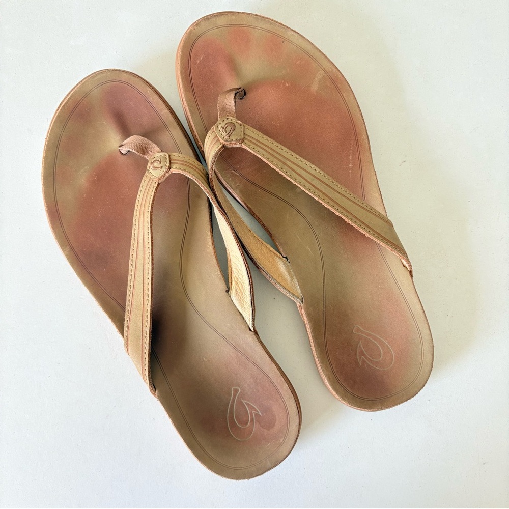 Olukai Aukai Women's Tan Leather Flat Sandals Flip Flop Size 9